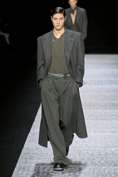 Look 83